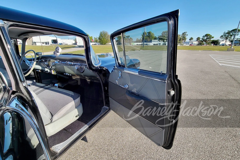 1954 Oldsmobile 98 - Image 15 of 24
