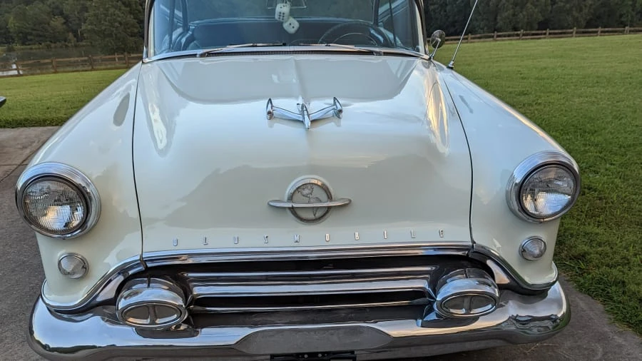 1954 Oldsmobile 98 - Image 2 of 10