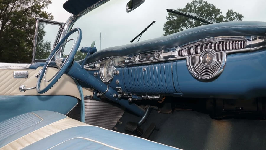 1954 Oldsmobile 98 - Image 20 of 25