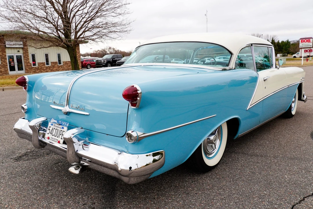 1954 Oldsmobile 98 - Image 3 of 31