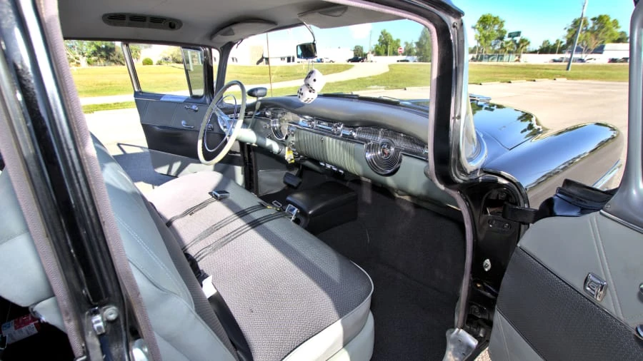 1954 Oldsmobile 98 - Image 26 of 31