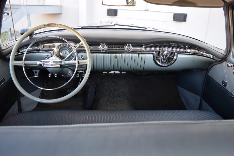 1954 Oldsmobile 98 - Image 16 of 31