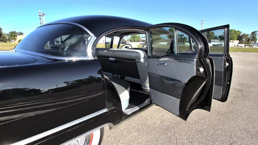 1954 Oldsmobile 98 - Image 24 of 31