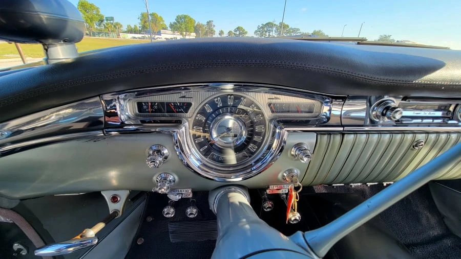 1954 Oldsmobile 98 - Image 22 of 31