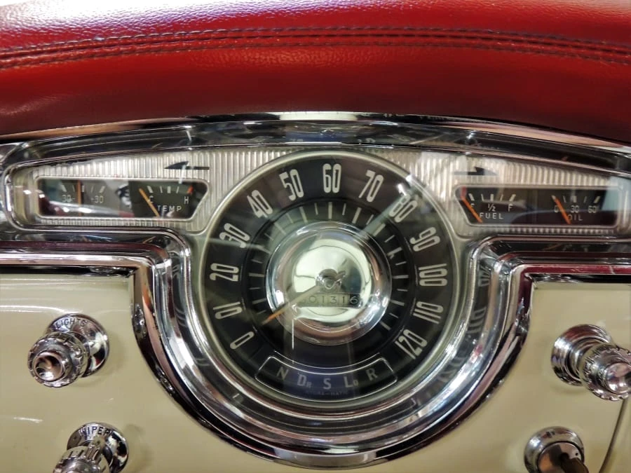 1954 Oldsmobile 98 - Image 6 of 12