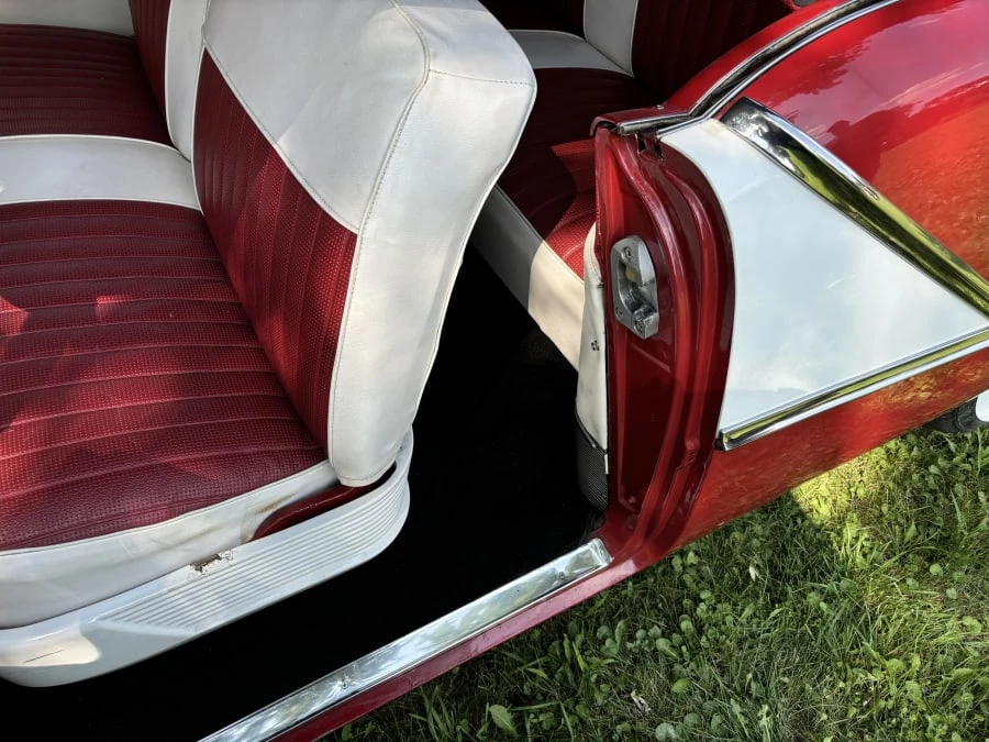 1954 Oldsmobile 98 - Image 21 of 28