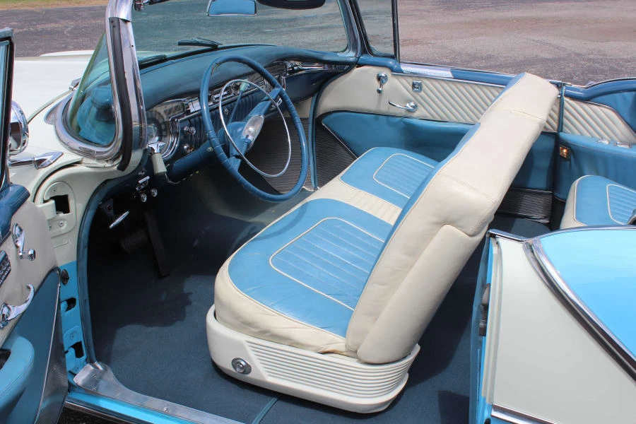 1954 Oldsmobile 98 - Image 5 of 13