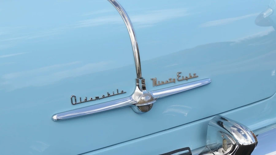 1954 Oldsmobile 98 - Image 27 of 31