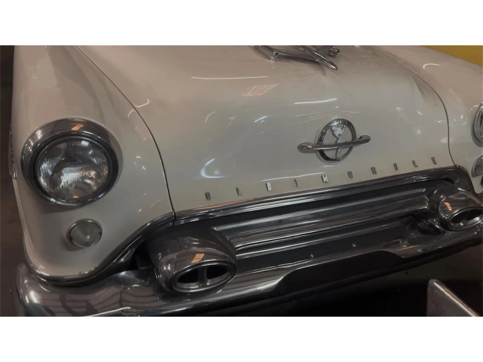 1954 Oldsmobile 88 - Image 10 of 11