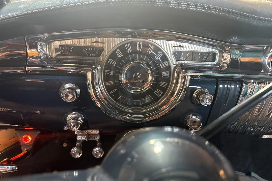 1954 Oldsmobile 98 - Image 19 of 31