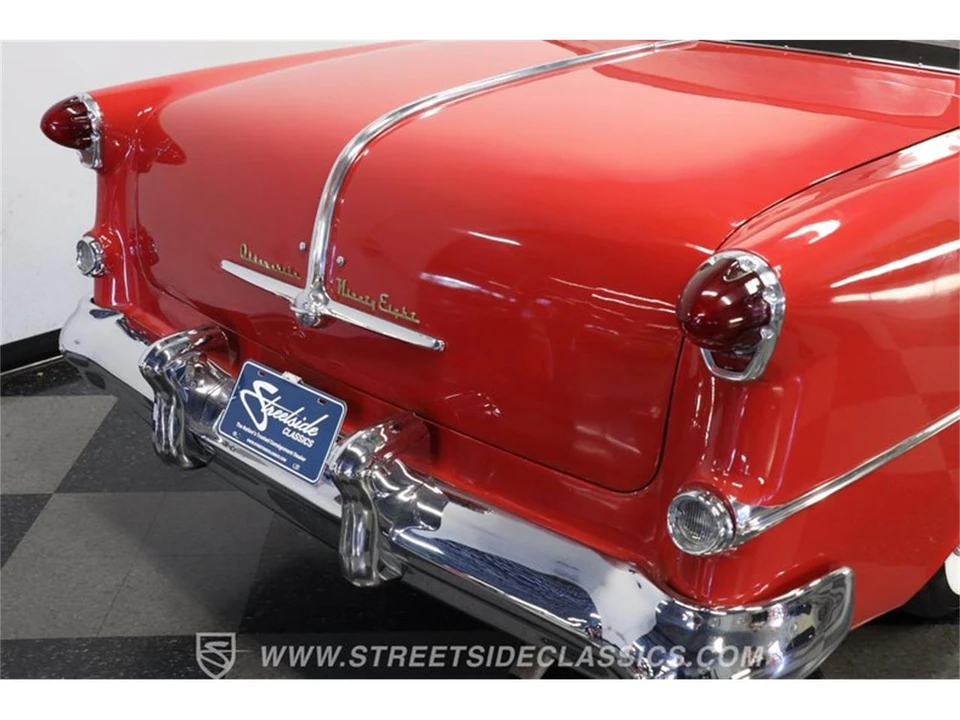 1954 Oldsmobile Starfire - Image 25 of 31