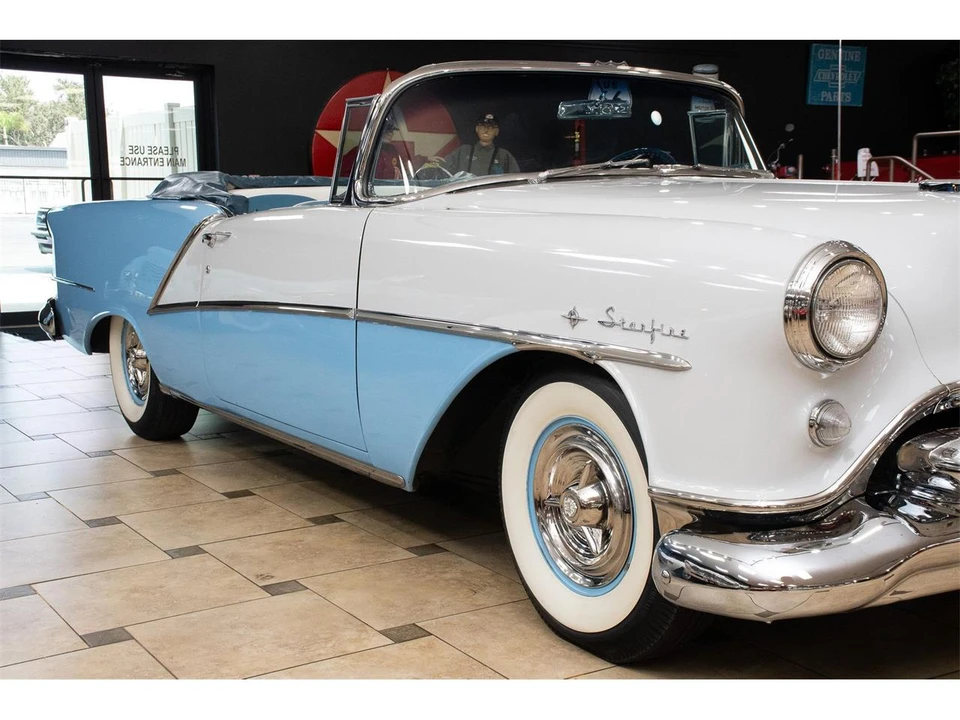 1954 Oldsmobile Starfire - Image 10 of 31