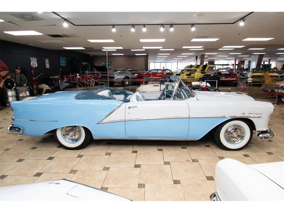 1954 Oldsmobile Starfire - Image 4 of 31