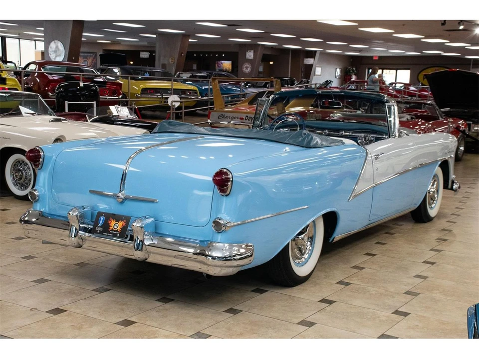 1954 Oldsmobile Starfire - Image 5 of 31