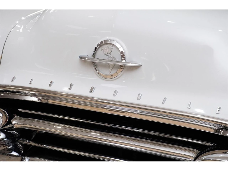 1954 Oldsmobile Starfire - Image 27 of 31