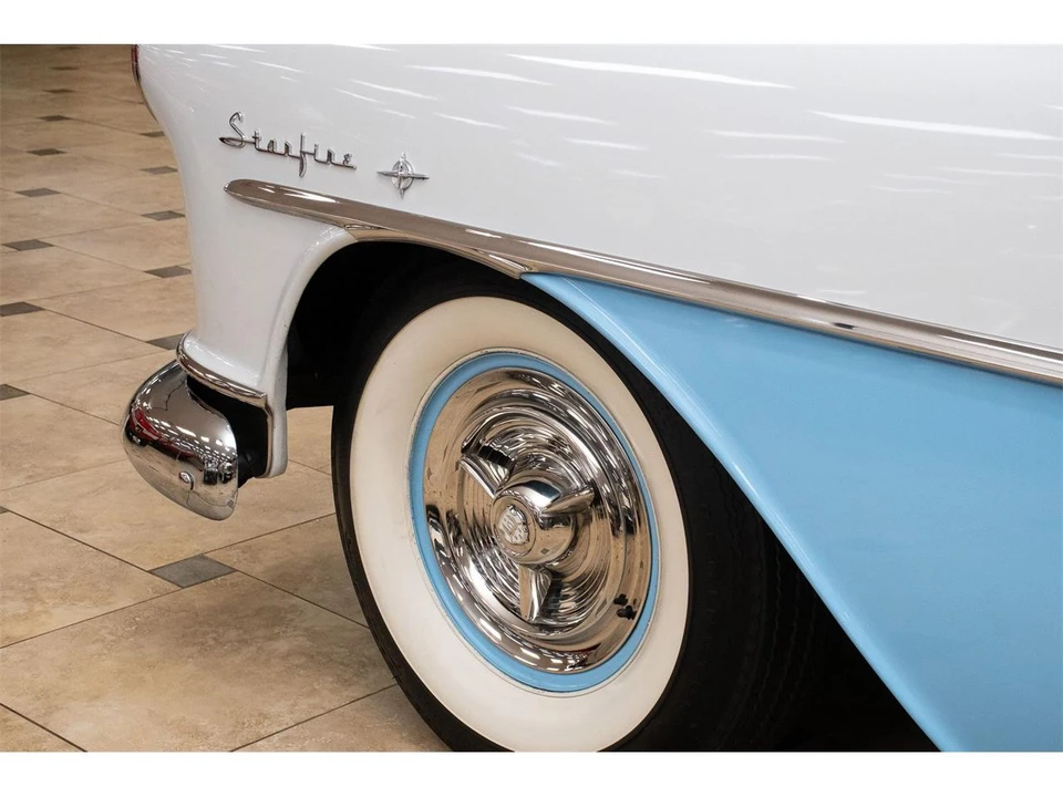 1954 Oldsmobile Starfire - Image 24 of 31