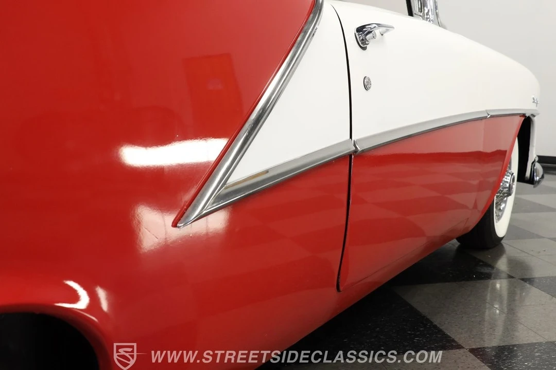 1954 Oldsmobile Starfire - Image 28 of 31