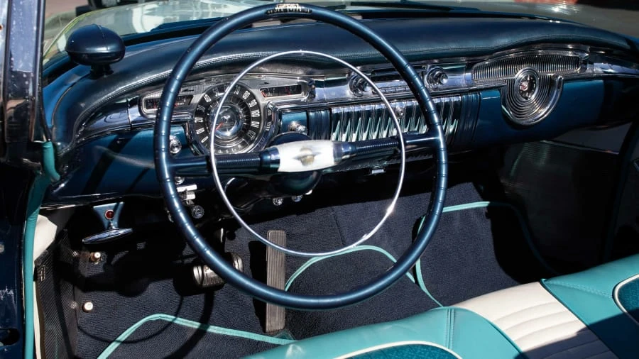 1954 Oldsmobile Starfire - Image 4 of 31