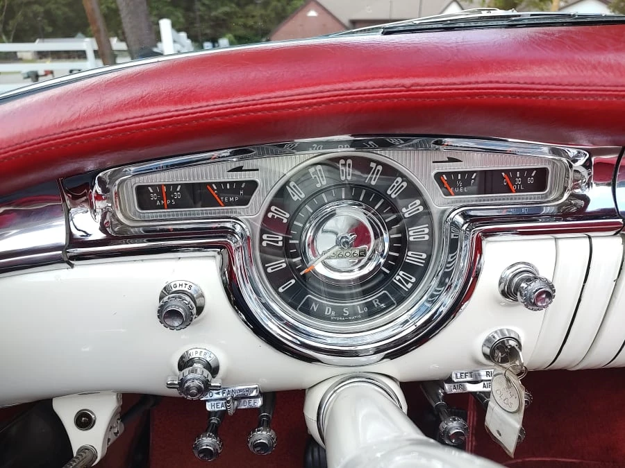 1954 Oldsmobile Starfire - Image 7 of 14