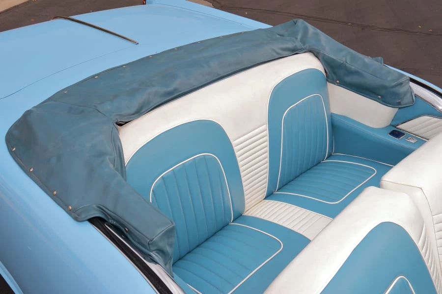 1954 Oldsmobile Starfire - Image 23 of 31