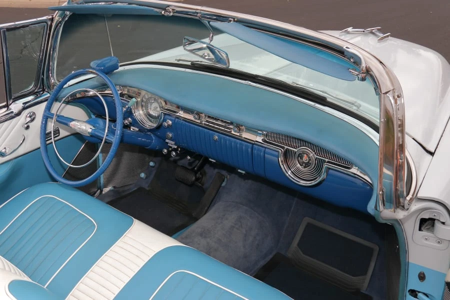 1954 Oldsmobile Starfire - Image 17 of 31
