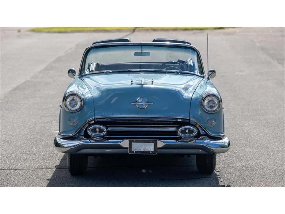 1954 Oldsmobile 88 - Image 4 of 31