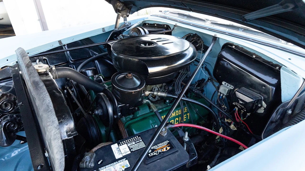 1954 Oldsmobile 88 - Image 8 of 31