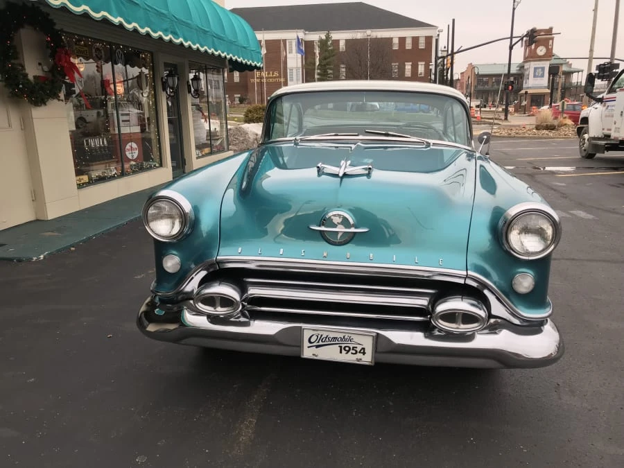 1954 Oldsmobile 88 - Image 2 of 11