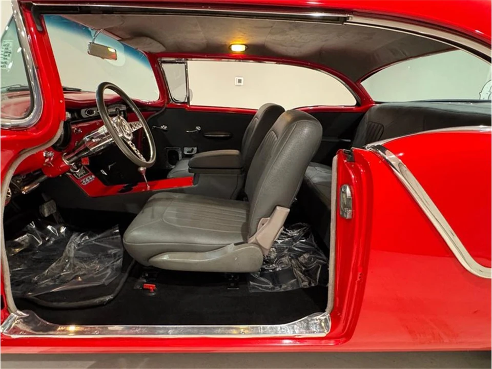 1954 Oldsmobile 88 - Image 24 of 31