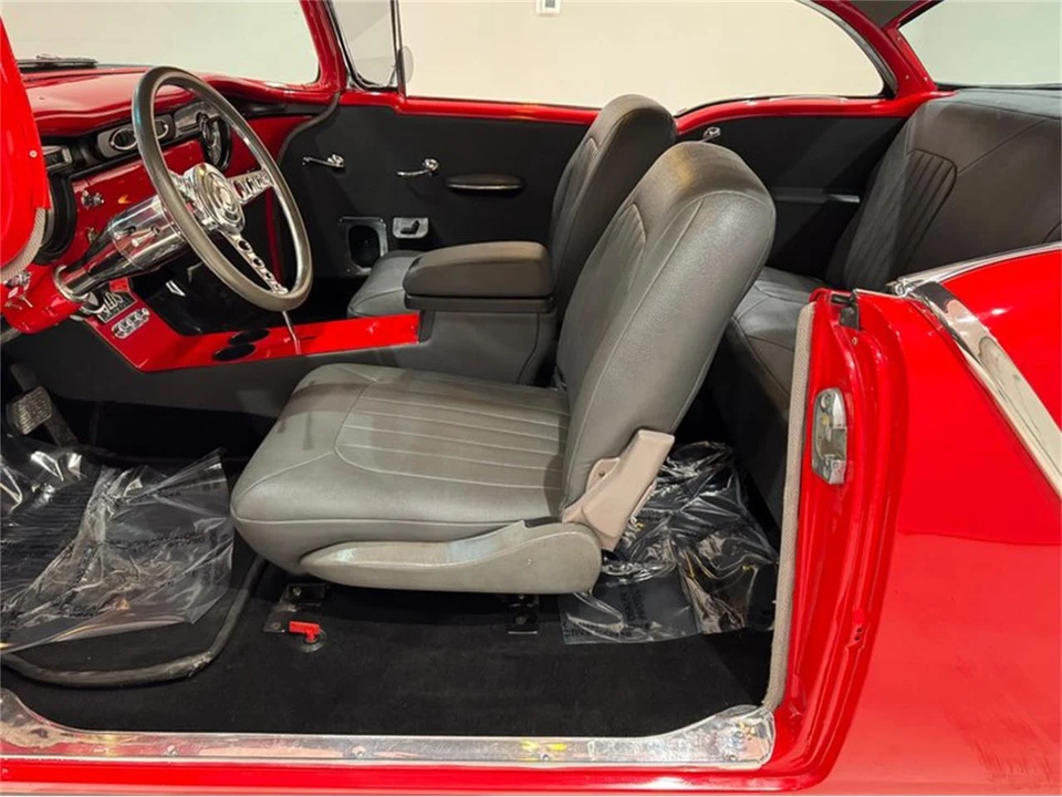 1954 Oldsmobile 88 - Image 26 of 31