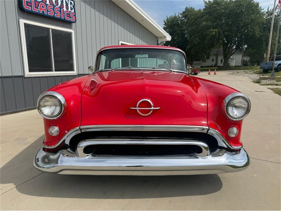 1954 Oldsmobile 88 - Image 9 of 31