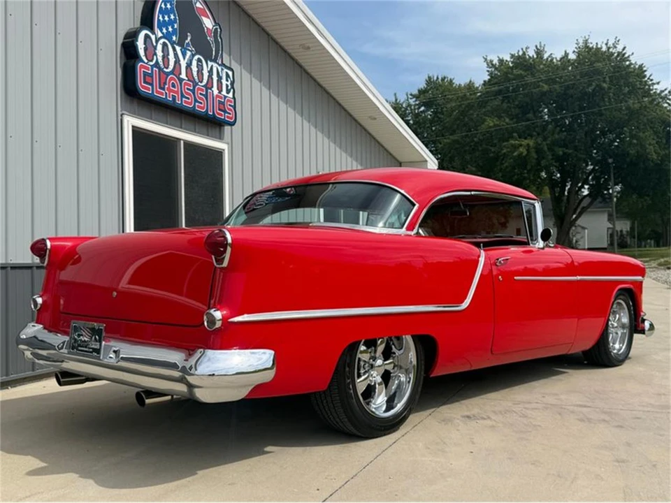 1954 Oldsmobile 88 - Image 4 of 31