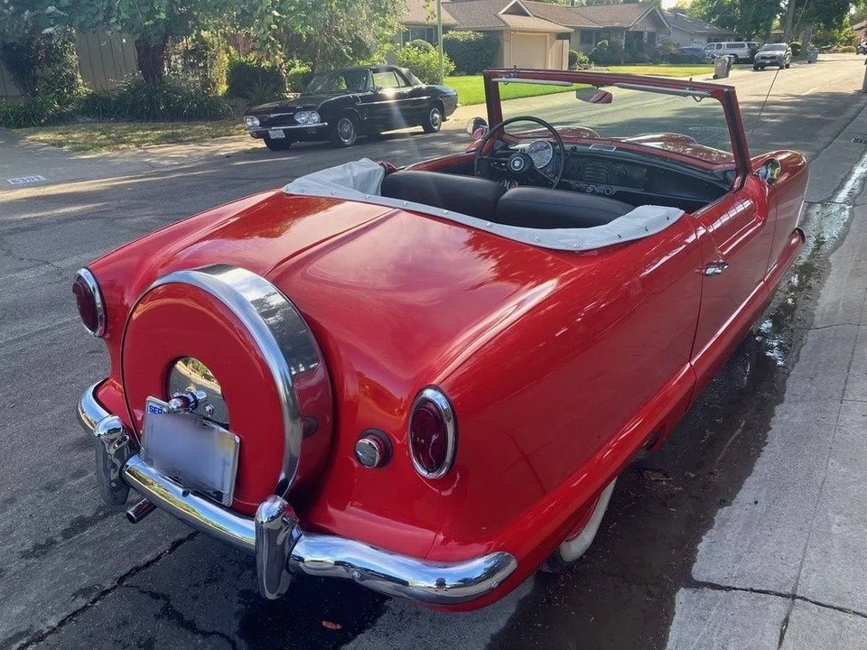 1954 Nash Metropolitan - Image 5 of 11