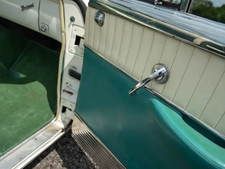 1954 Packard Caribbean - Image 27 of 31