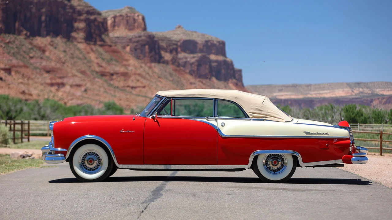 1954 Packard Caribbean - Image 16 of 31