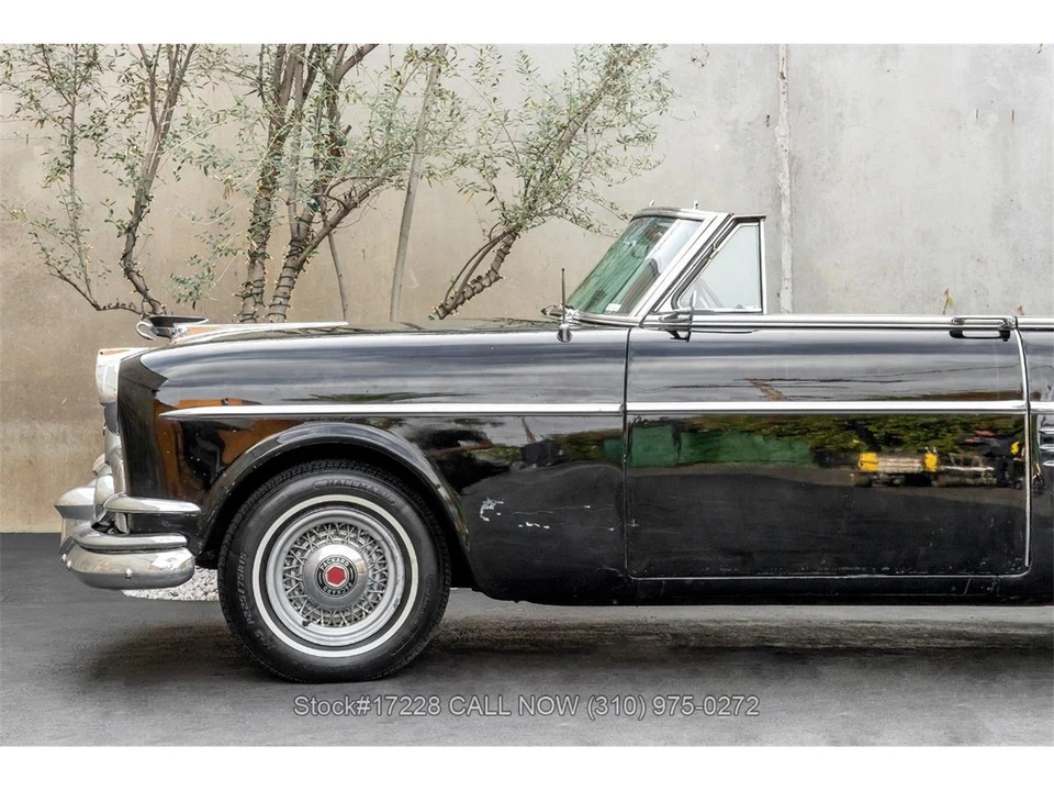 1954 Packard Caribbean - Image 17 of 31