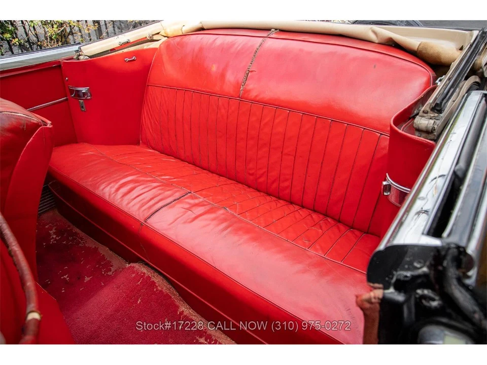 1954 Packard Caribbean - Image 21 of 31