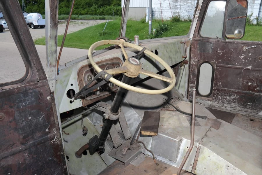 1954 Peterbilt - Image 23 of 31