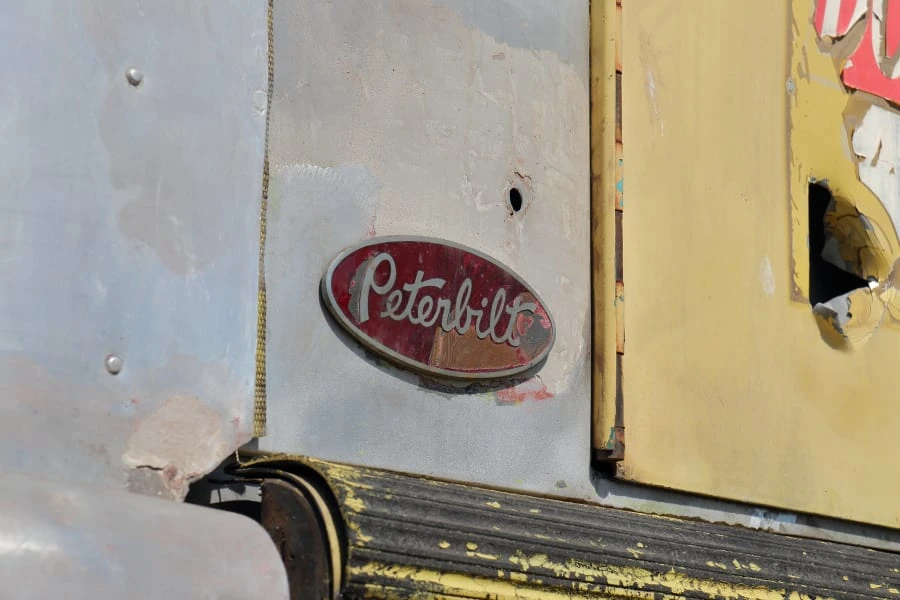 1954 Peterbilt - Image 7 of 31