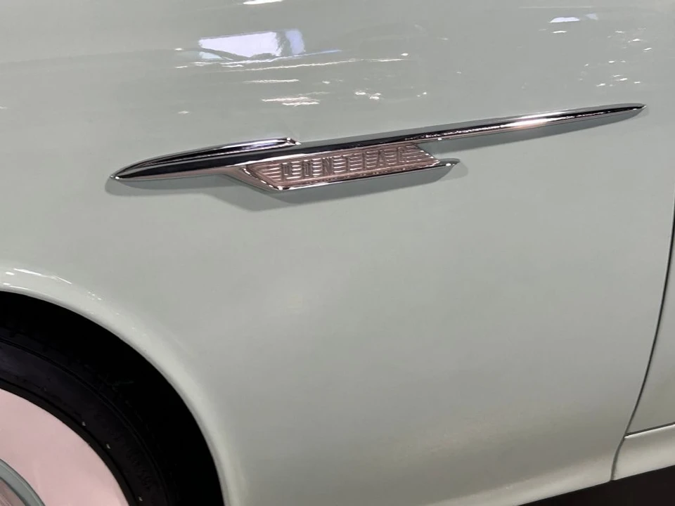 1954 Pontiac Chieftain - Image 5 of 31