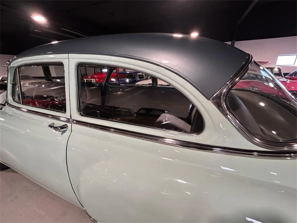 1954 Pontiac Chieftain - Image 22 of 31