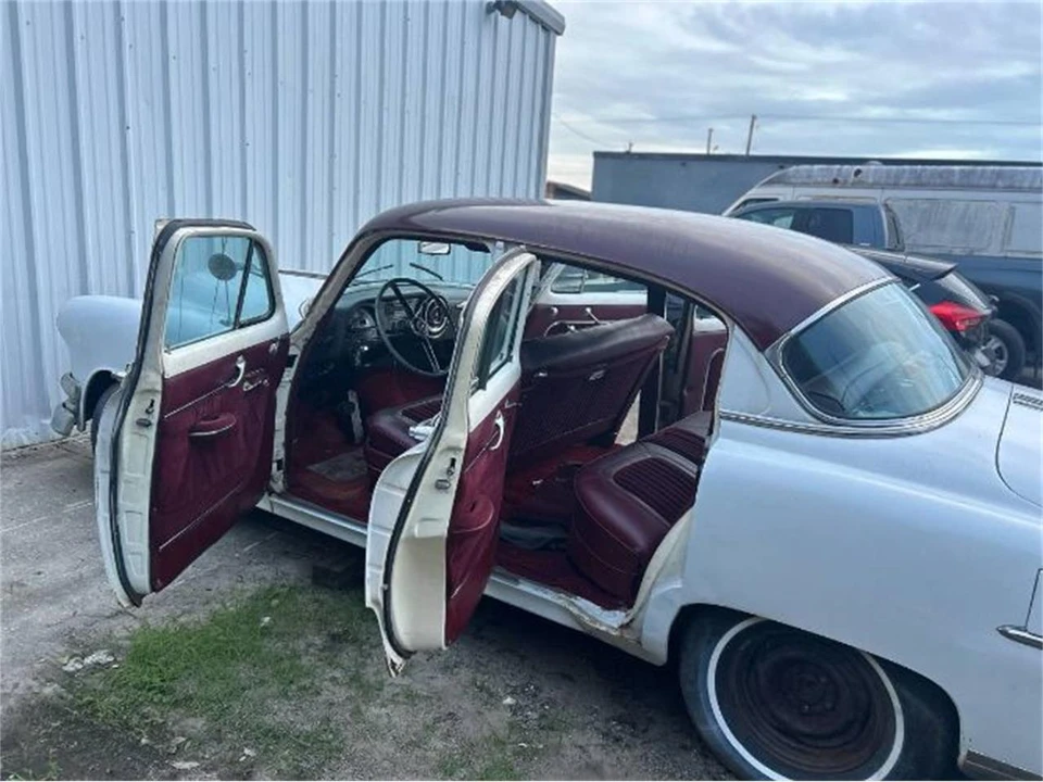 1954 Pontiac Chieftain - Image 19 of 22