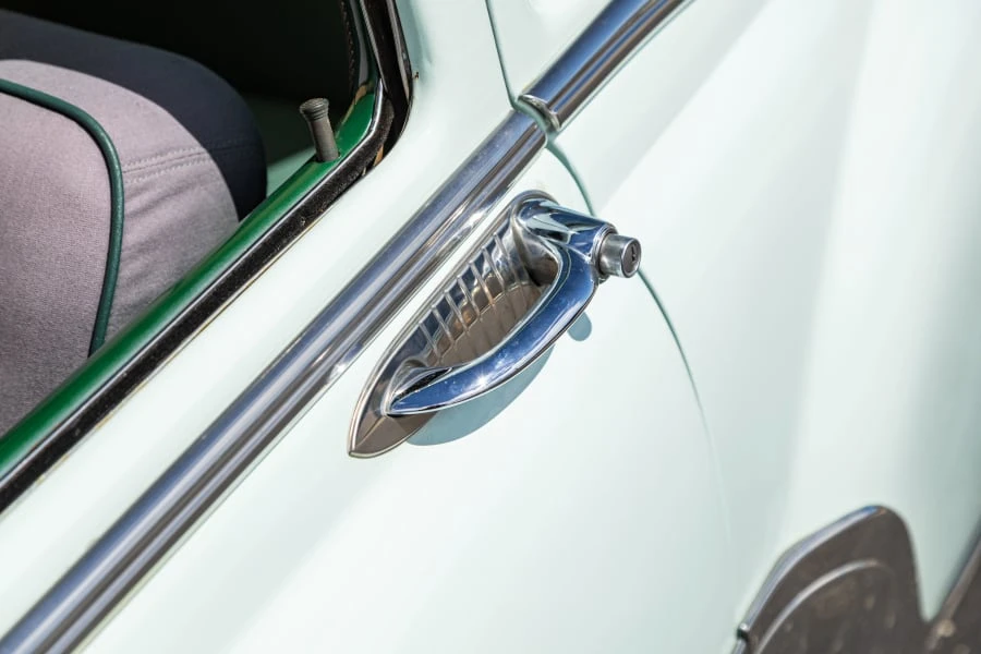 1954 Pontiac Chieftain - Image 10 of 31