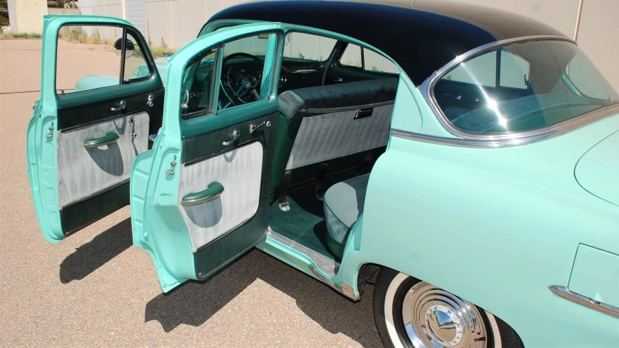 1954 Pontiac Chieftain - Image 7 of 12