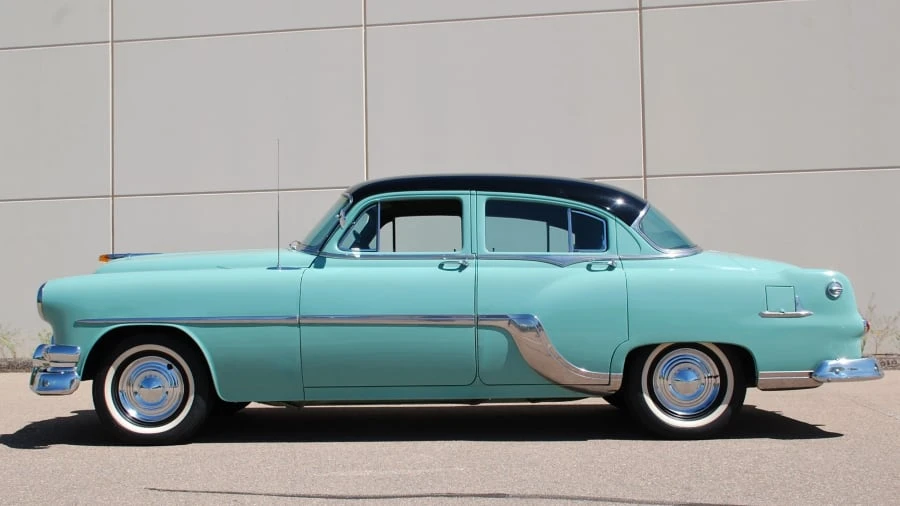 1954 Pontiac Chieftain - Image 2 of 12