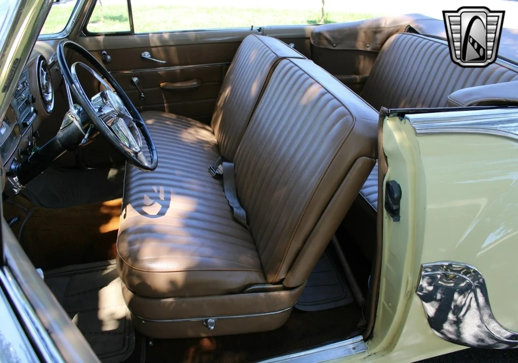 1954 Pontiac Star Chief - Image 20 of 21