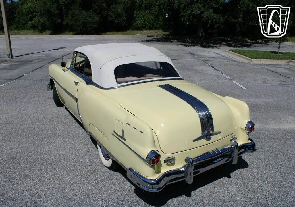 1954 Pontiac Star Chief - Image 11 of 12