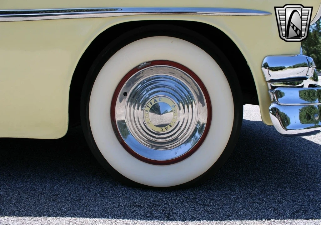 1954 Pontiac Star Chief - Image 17 of 21