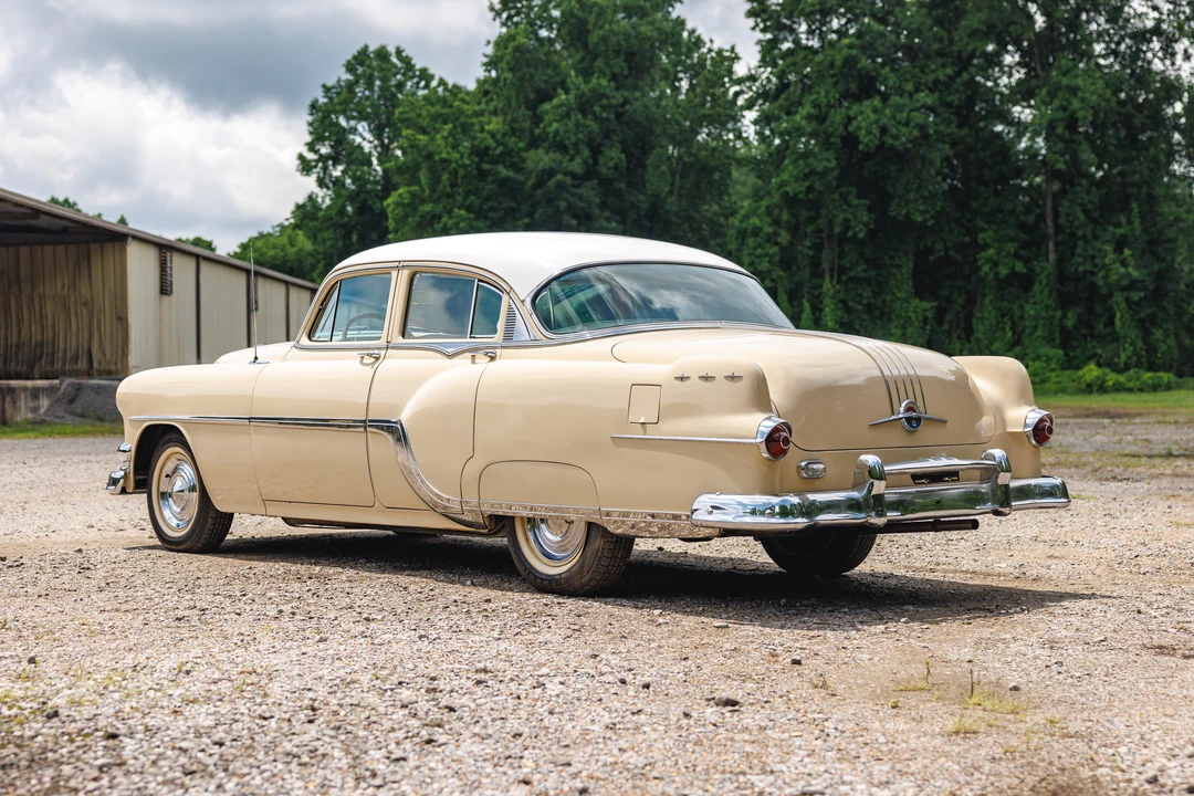 1954 Pontiac Star Chief - Image 5 of 31