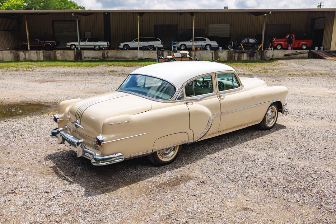 1954 Pontiac Star Chief - Image 9 of 31